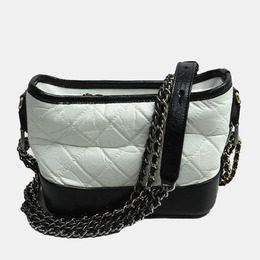Chanel: Белая сумка 