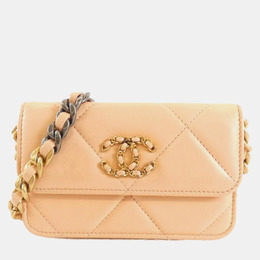 Chanel: Бежевый клатч 