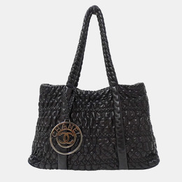 Chanel: Чёрная сумка 