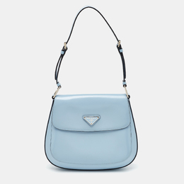Prada: Светлая сумка 