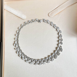 Bvlgari: Колье 