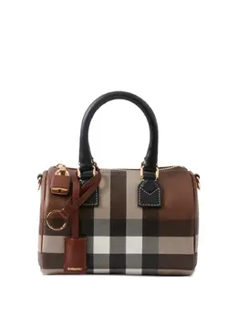 Burberry: Коричневая сумка-шоппер 
