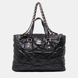 Chanel: Чёрная сумка 