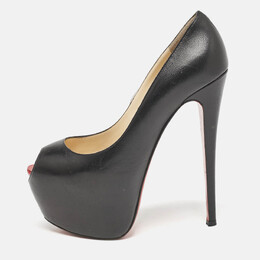 Christian Louboutin: Чёрные туфли 