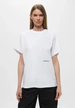 Hinnominate: Белая футболка 