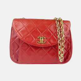Chanel: Красная сумка 