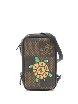 Louis Vuitton Pre-Owned: Косметичка 
