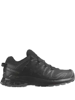 Salomon: Чёрные кроссовки 