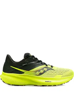 Saucony: Чёрные кроссовки 