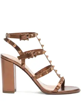 Valentino Garavani: Коричневые сандалии 