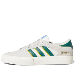 Adidas: Белые кроссовки 