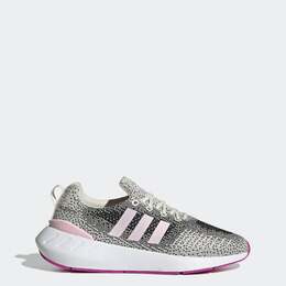 Adidas: Белые кроссовки  Swift Run