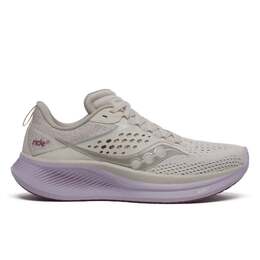 Saucony: Кроссовки 