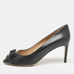 Salvatore Ferragamo: Чёрные босоножки  Vara Bow