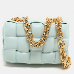Bottega Veneta: Голубая сумка  Chain Cassette