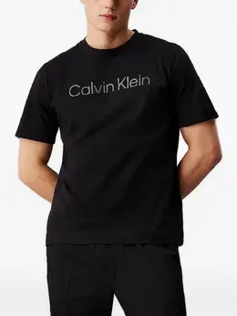 Calvin Klein: Футболка с принтом 