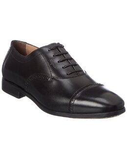 Salvatore Ferragamo: Чёрные туфли 