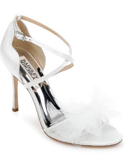 Badgley Mischka: Белые туфли 