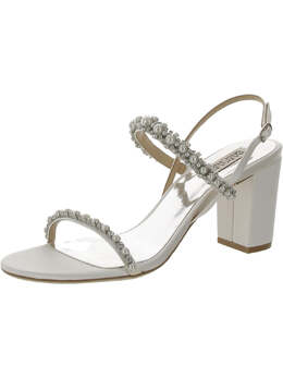Badgley Mischka: Белые туфли 