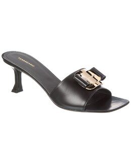 Salvatore Ferragamo: Чёрные сандалии 
