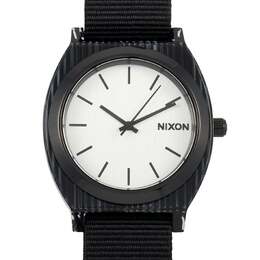 Nixon: Часы 
