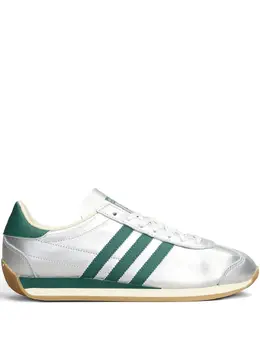 adidas: Серебристые кроссовки 