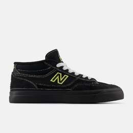 New Balance: Чёрные кроссовки 