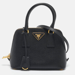 Prada: Чёрная сумка 