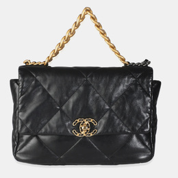 Chanel: Чёрная сумка 