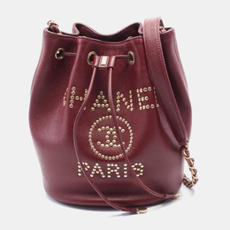 Chanel: Красная сумка 