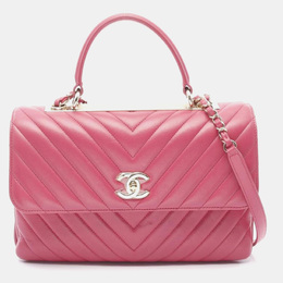 Chanel: Розовая сумка 