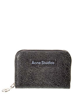 Acne Studios: Обложка 