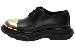 Alexander McQueen: Чёрные кроссовки  Tread