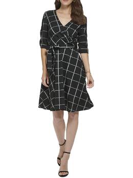 DKNY: Короткое платье 