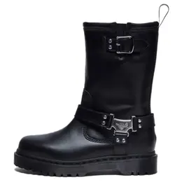Dr.Martens: Чёрные ботинки 