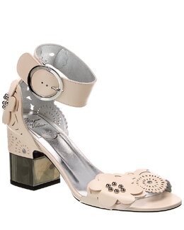 Roger Vivier: Белые сандалии 