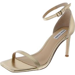Steve Madden: Золотые туфли 