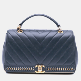 Chanel: Чёрная сумка 