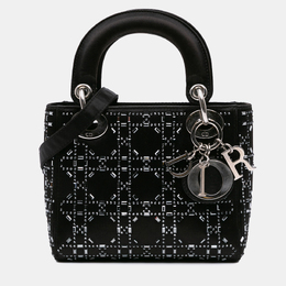 Dior: Чёрная сумка 