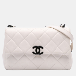 Chanel: Белая сумка 