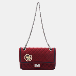 Chanel: Красная сумка 