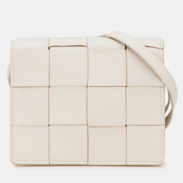 Bottega Veneta: Белая сумка через плечо  Maxi Intrecciato