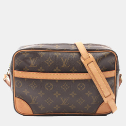 Louis Vuitton: Коричневая сумка через плечо 