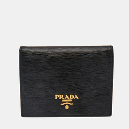 Prada: Обложка 