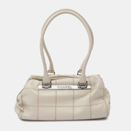Chanel: Белая сумка 