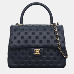 Chanel: Тёмная сумка 