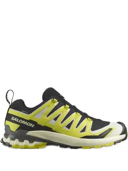 Salomon: Чёрные кроссовки 