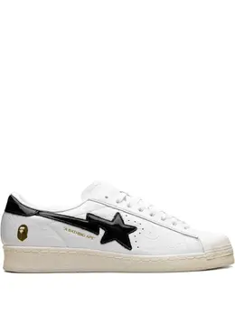adidas: Белые кроссовки  Superstar