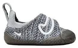 Nike: Обувь 