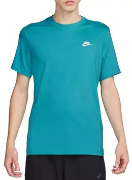 Nike: Футболка  Sportswear Club